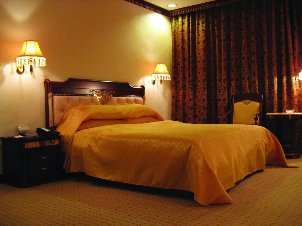 W.Y. Lera Hotel Guangzhou Dış mekan fotoğraf