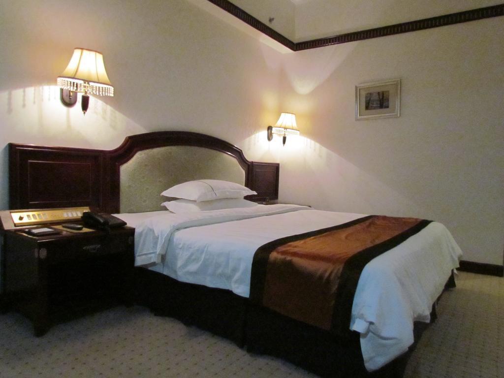 W.Y. Lera Hotel Guangzhou Dış mekan fotoğraf