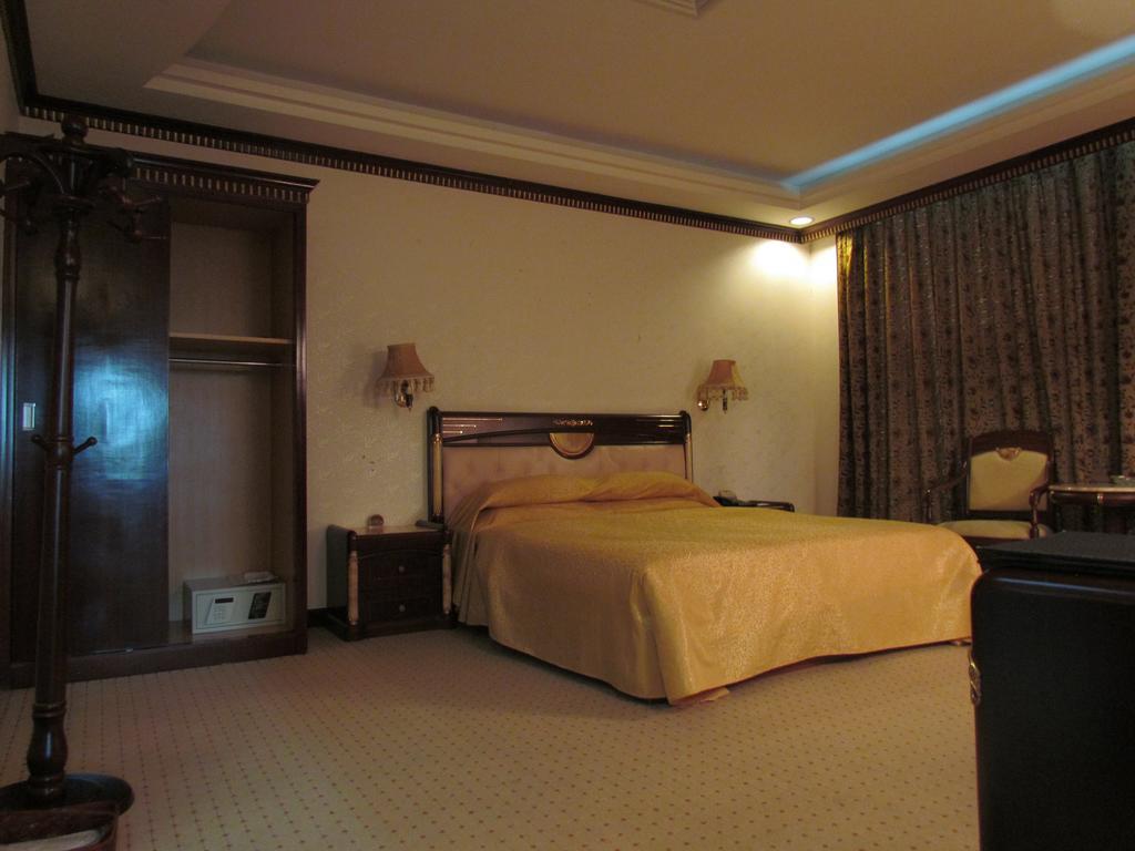 W.Y. Lera Hotel Guangzhou Dış mekan fotoğraf